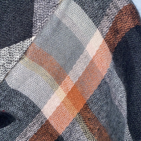 NWT Pretty brown gray black and cream wrap - Picture 4 of 7